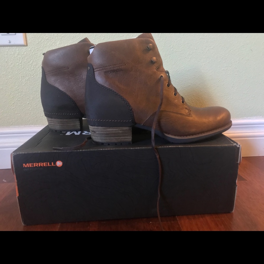 NIB Merrell Shiloh Boot sz 10